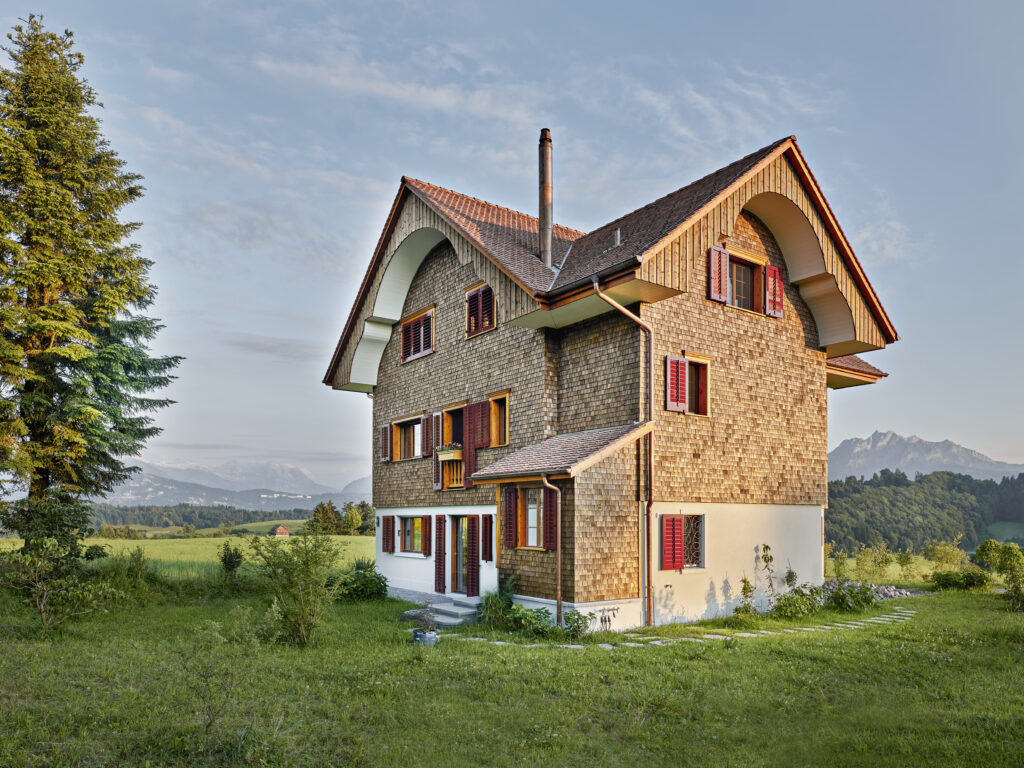 Ersatzneubau EFH Adligenswil | Bättig Heldstab Architektur